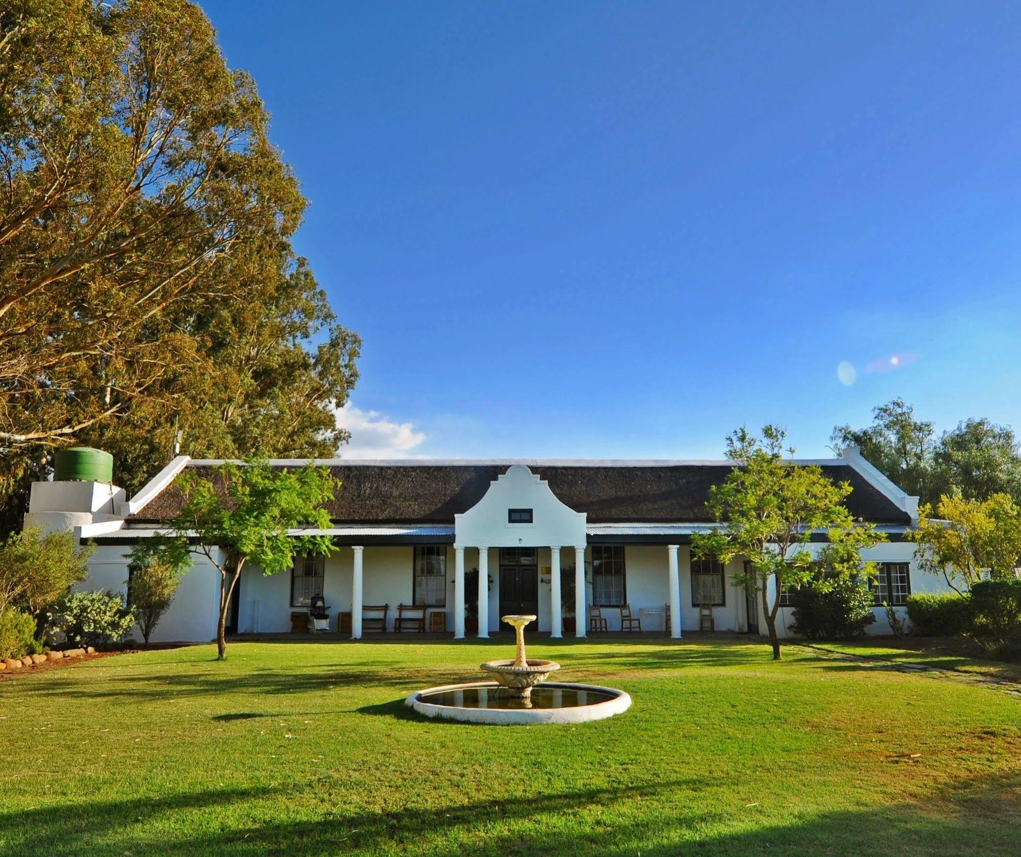 Aan De Doorns Guesthouse Worcester Extérieur photo